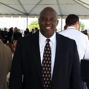 Meet your Posher, Sidney